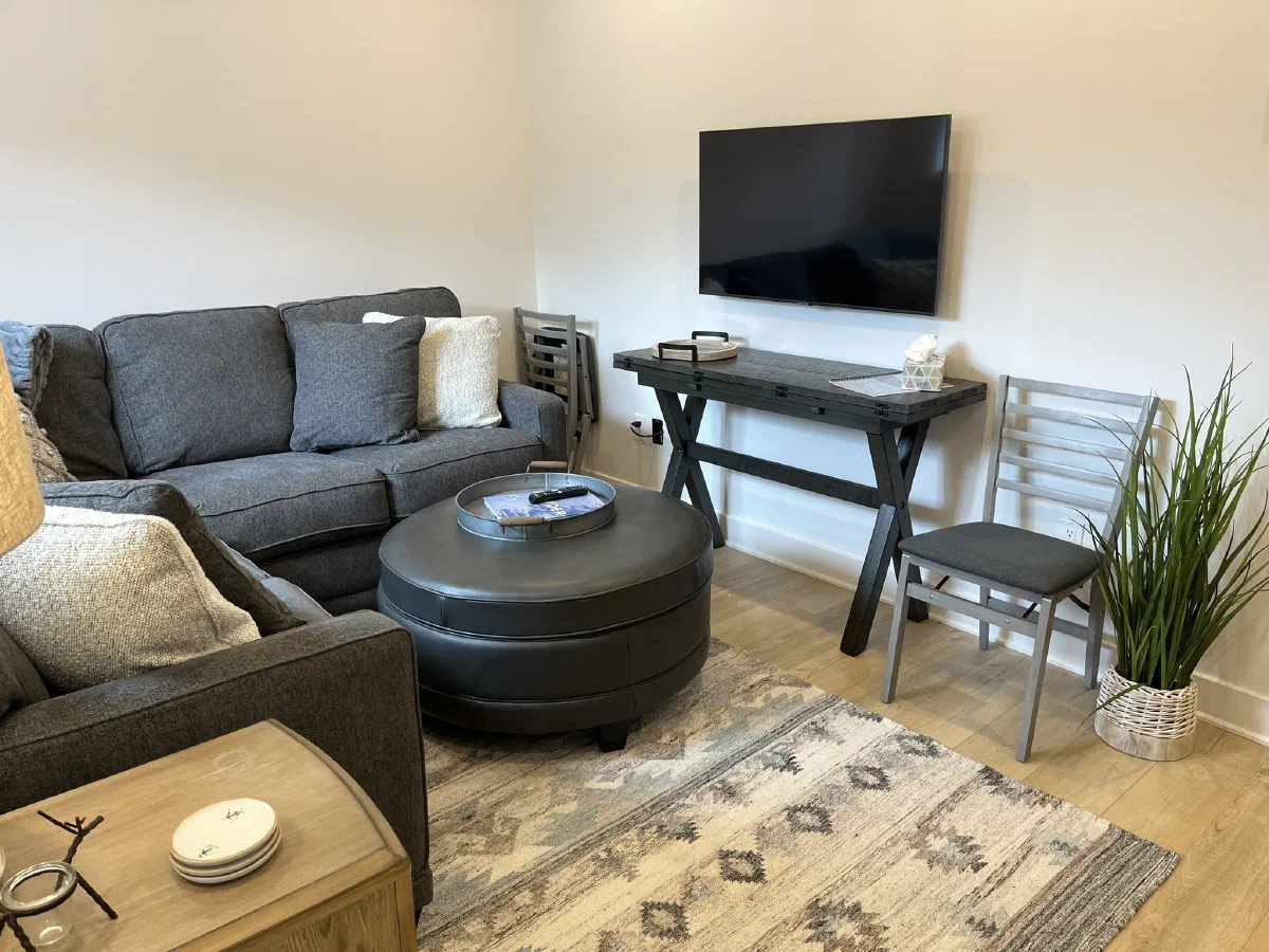 Condo 28-4B — photo 5