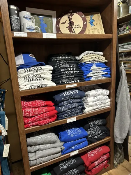 Lac Heney clothing and gifts