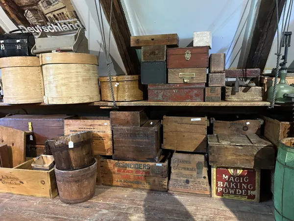 Wooden boxes and baskets