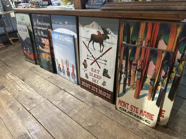 Mont Ste-Marie posters